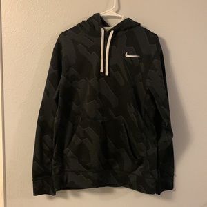 Nike Therma Fit Hoodie Size M